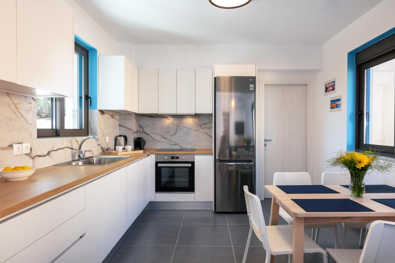 Greek Sky - New Modern Apartment With Shared Pool Tavronitis Zewnętrze zdjęcie