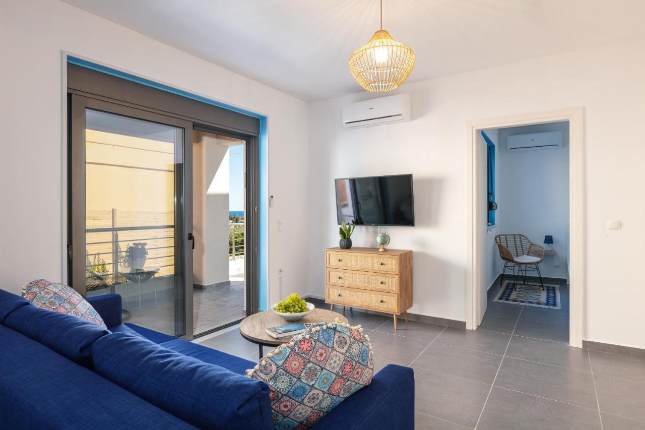 Greek Sky - New Modern Apartment With Shared Pool Tavronitis Zewnętrze zdjęcie