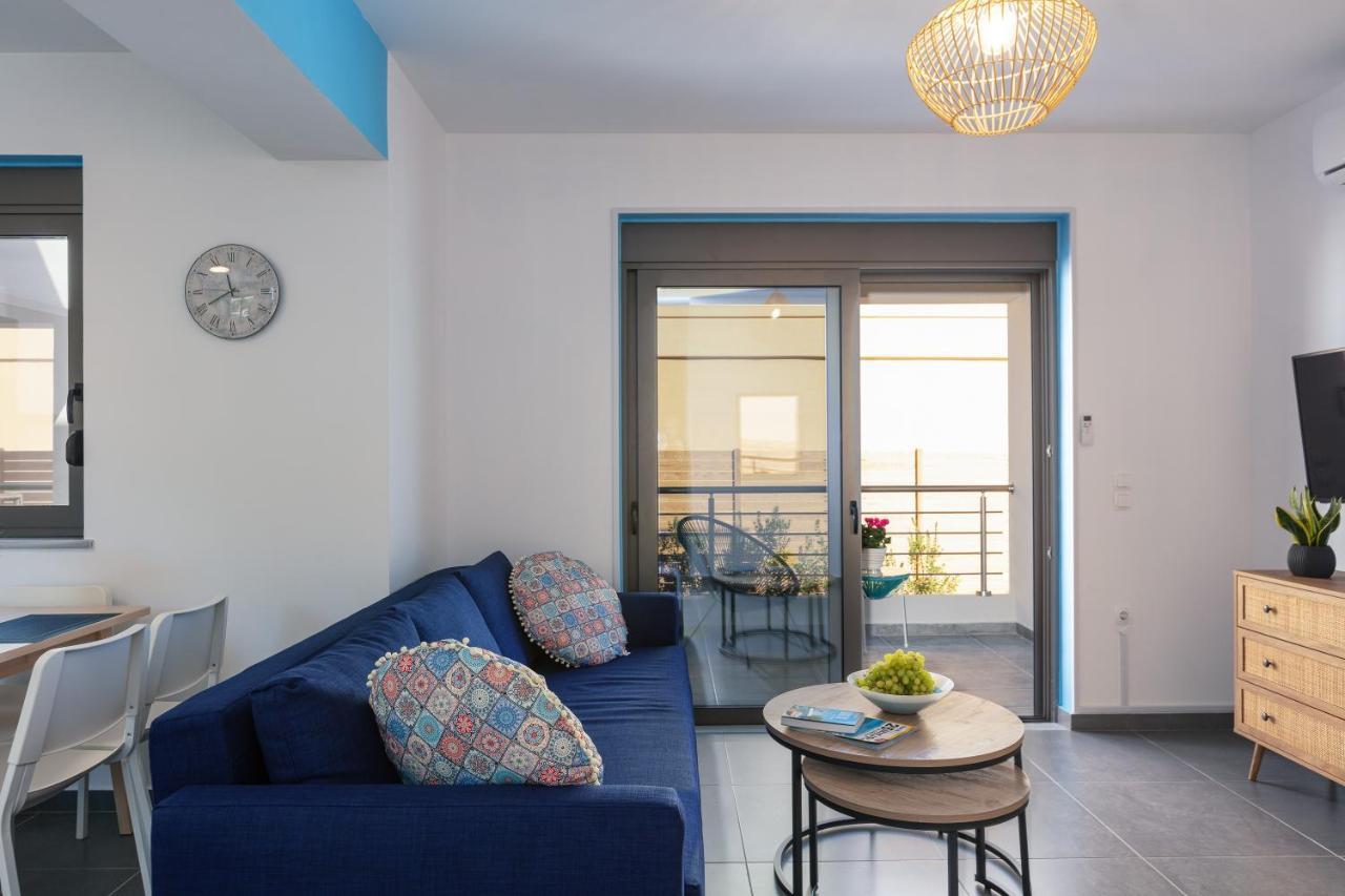 Greek Sky - New Modern Apartment With Shared Pool Tavronitis Zewnętrze zdjęcie