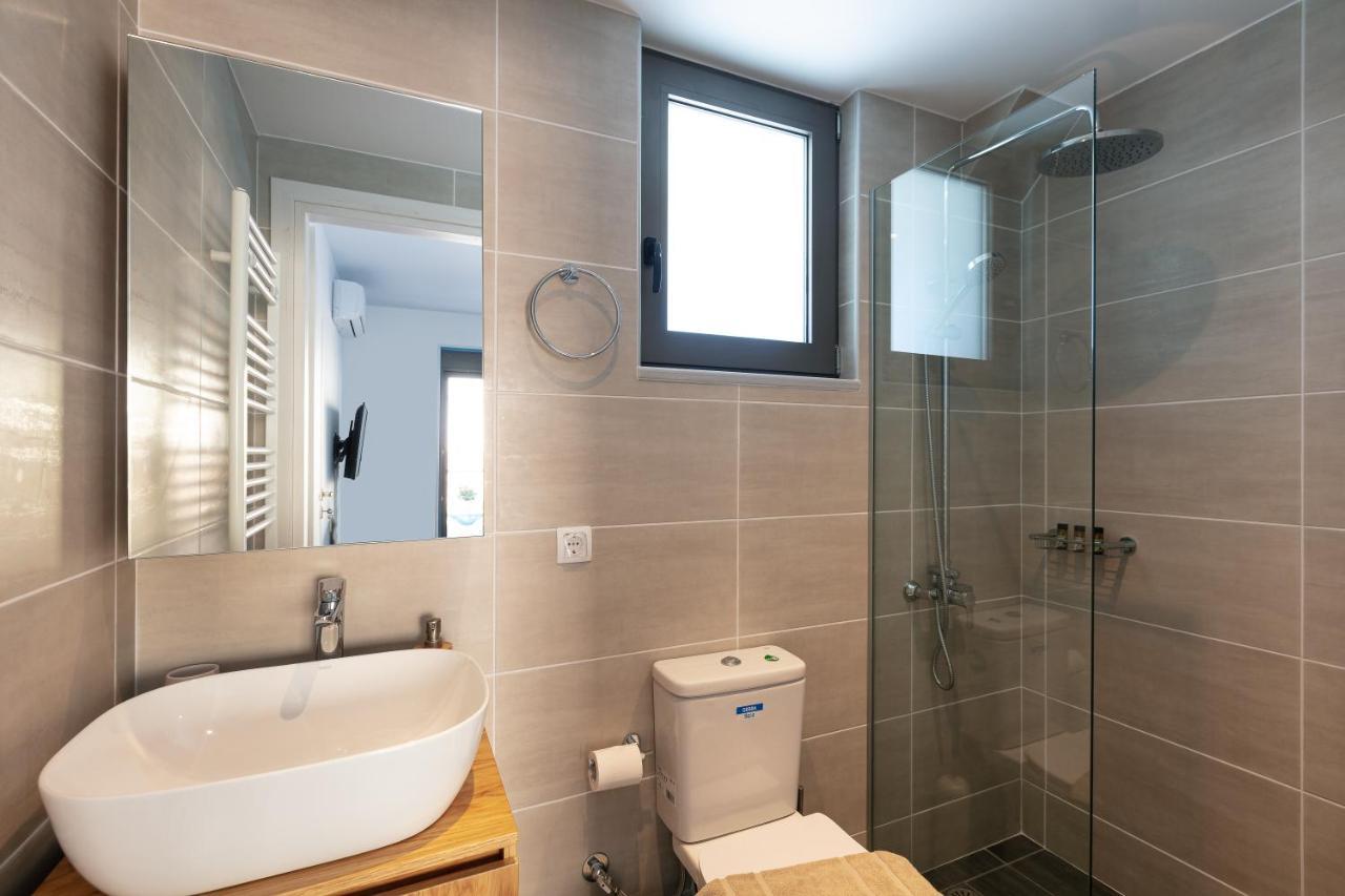 Greek Sky - New Modern Apartment With Shared Pool Tavronitis Zewnętrze zdjęcie
