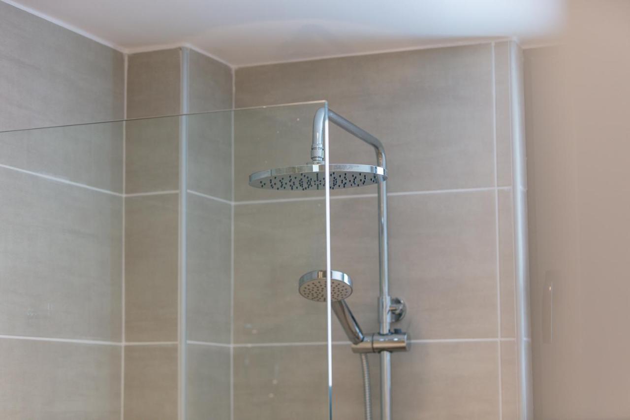 Greek Sky - New Modern Apartment With Shared Pool Tavronitis Zewnętrze zdjęcie